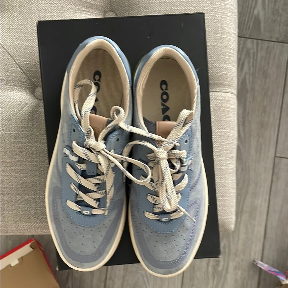 Coach Blue Cream Sneakers Stylish Comfort - Picture 6 of 8